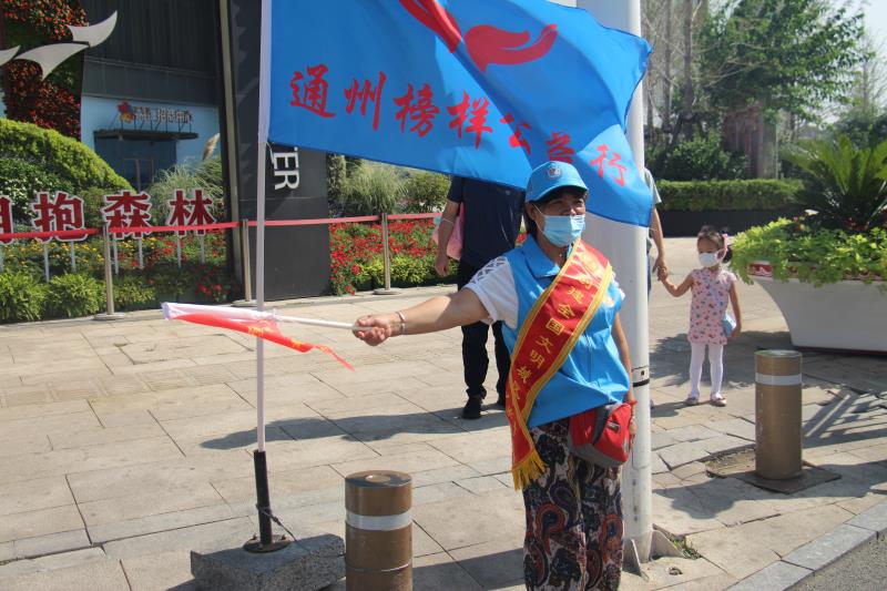 <strong>野外操无毛小处女嫩比在线观看</strong>